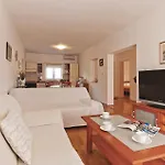 Put Vrljuge Iv * Sukošan